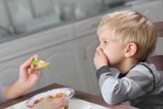 Picky Eating in Toddlers (1–3 Years): Evidence‑Based Strategies That Work